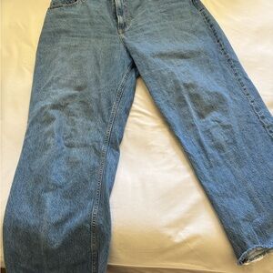 Abercrombie Curve Love High Rise Loose Jean size 33